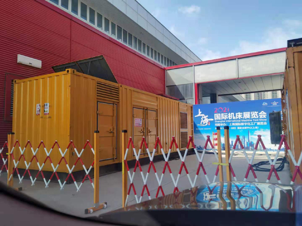 调楼镇出租发电机-柴油发电机和汽油发电机哪个更好一些？